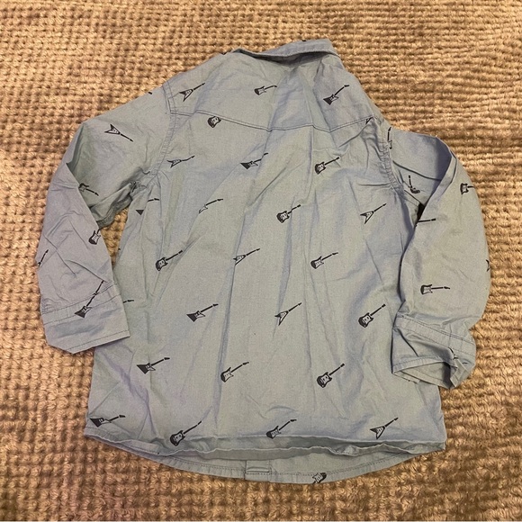 H&M Long Sleeves Button Down Shirt 1 1/2 - 2 Y - Picture 2 of 3
